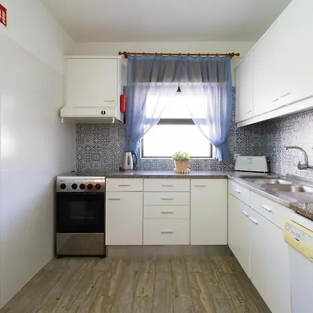 Sunny Oura By Alzira * 阿尔布费拉