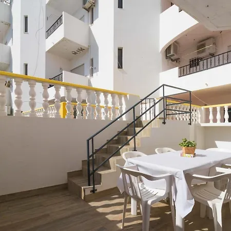 Sunny Oura By Alzira * 阿尔布费拉